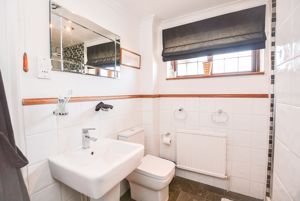 Photo 21- click for photo gallery